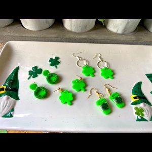 Fun St Patrick’s Day dangle earrings